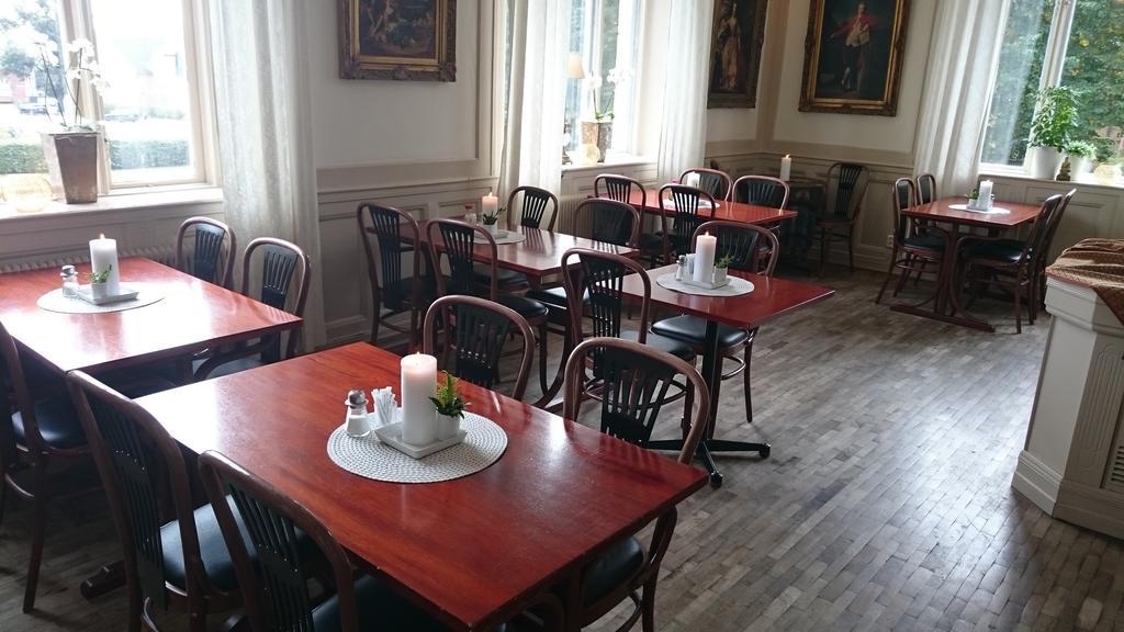 Stadshotellet Soelvesborg エクステリア 写真